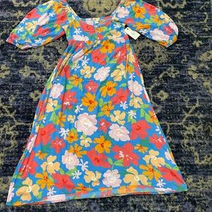 Size L (12) floral Billabong dress NWT